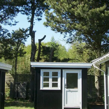 Three-bedroom Holiday In Dronningmolle 4 בית נופש